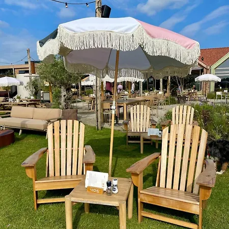 Close To The * Noordwijkerhout